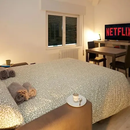 Apartment Modern Flat Per 6 Ac Parking Aviano