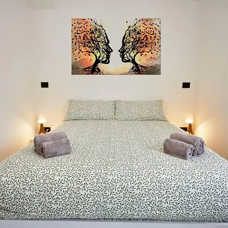 דירה Modern Flat Per 6 Ac Parking